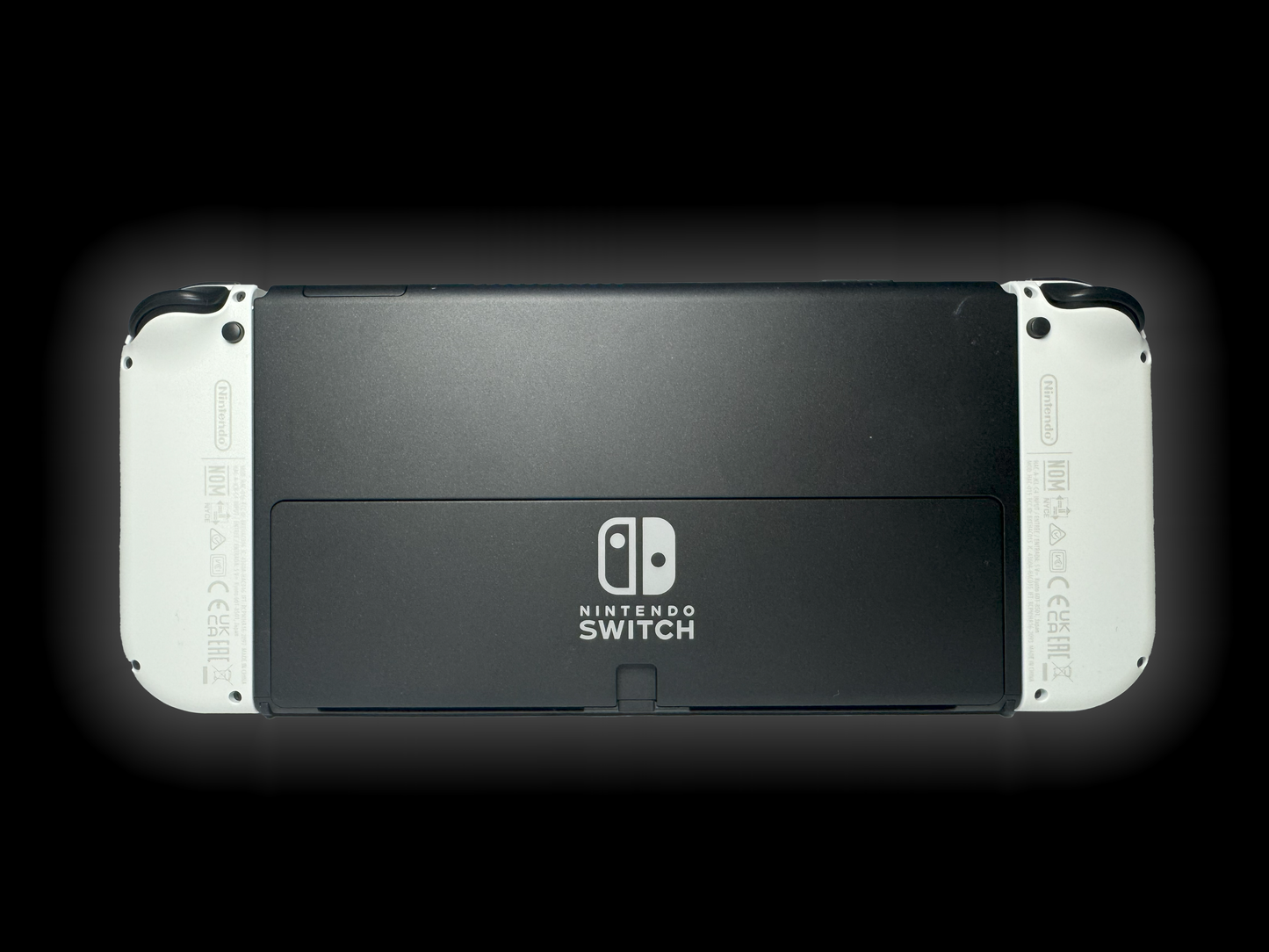 NINTENDO SWITCH OLED - WHITE